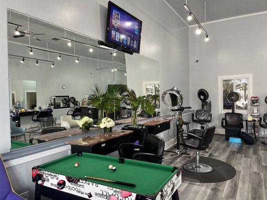 Large spacious newly remodeled salon. Super clean