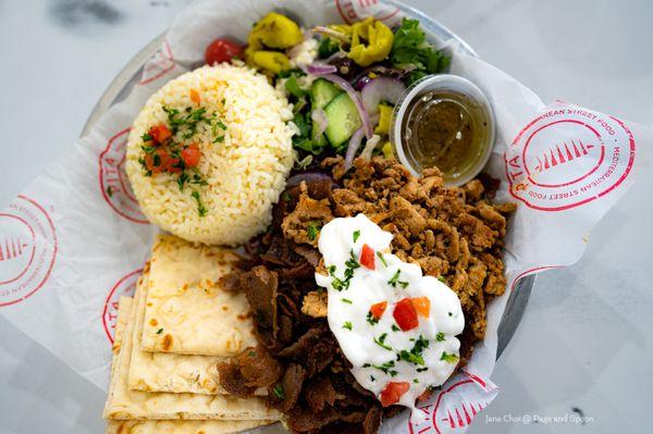 Gyro platter