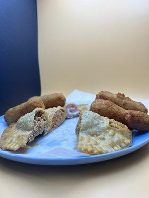 Croquetas, empanadas