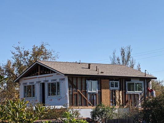 Cottage roof completed in record time!