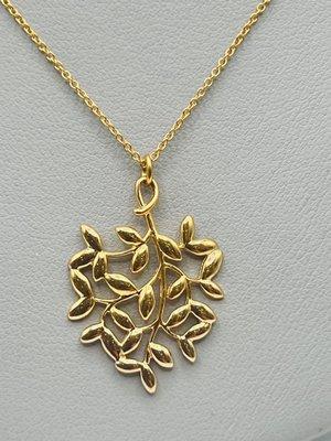 Tiffany &Co Paloma Olive Leaf 18 Kt Yellow Gold Pendant