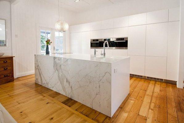 Kitchen Island in Calacatta