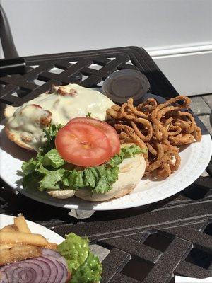 9/1/22 An excellent and very filling two meat combo Reuben sandwich.