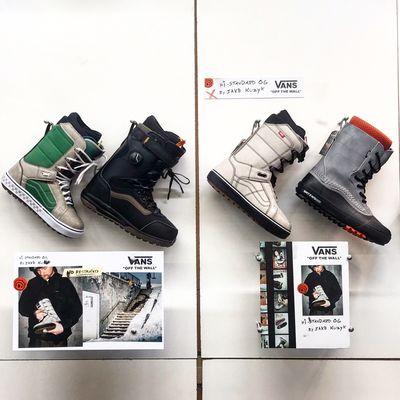 Vans Snowboard boots