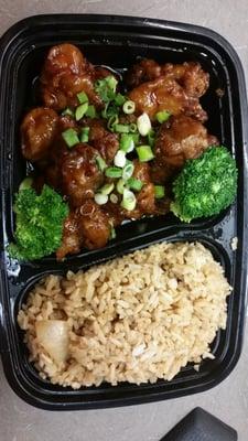 General chicken with fried rice