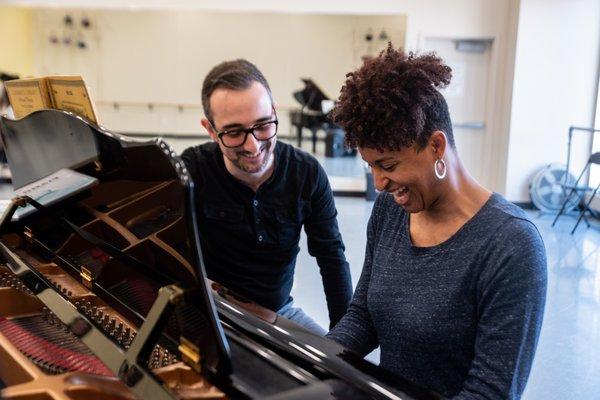 Adult piano lesson with Levon Mikaelian at MAWAM.