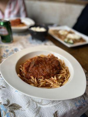 Tallarín con Estofado de Carne