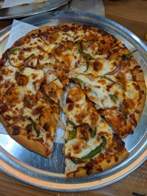 Chicken tikka pizza