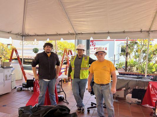 Couldn't believe a crew of 3 guys put up a 20x30ft tent so quickly.