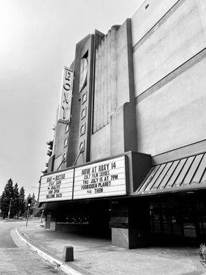 Roxy Stadium 14 Cinemas