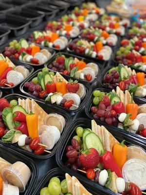 Mediterranean snack boxes