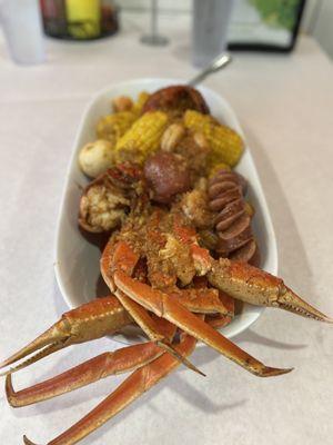 2 Lobster Tails + Sampler Combo