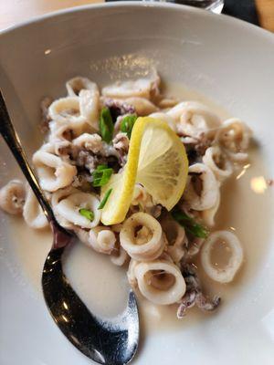 Calamari appetizer