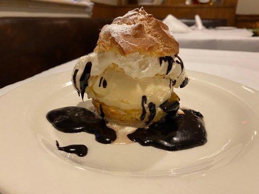 Profiteroles