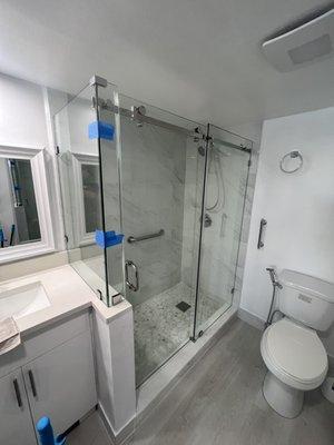 Showerdoor By RF