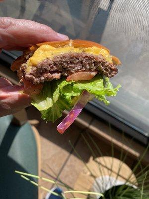 Cheese burger with everything