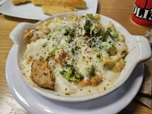 Chicken broccoli penne