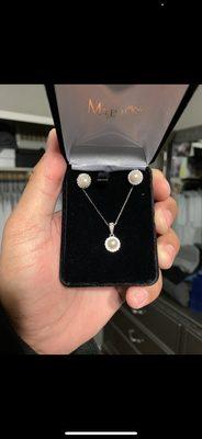 This is the gift for my girlfriend a pair of peal earrings and a matching pearl necklace