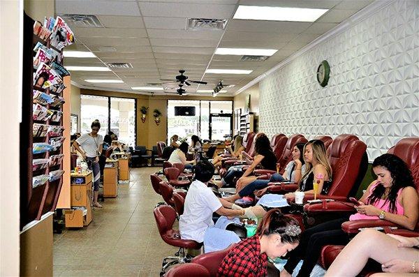 K Nails - Tampa, FL 33618