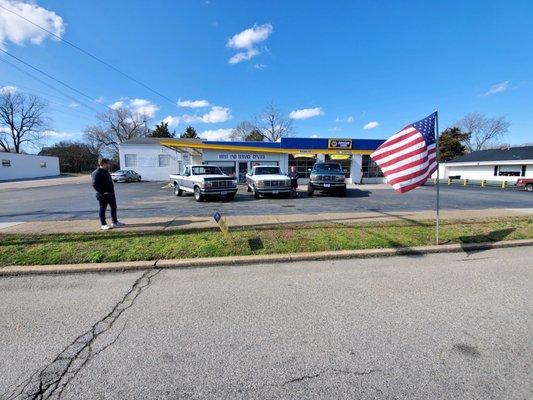 West End Service Center