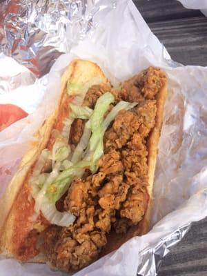 Amazing oyster Po-boy