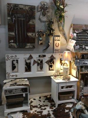 This dealer is amazing with her rustic, cowhide designs.