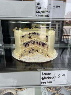 Lemon blueberry cake