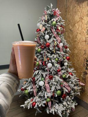 Full Count Smoothie- Peaches, Strawberries and Mangos with Pineapple Juice