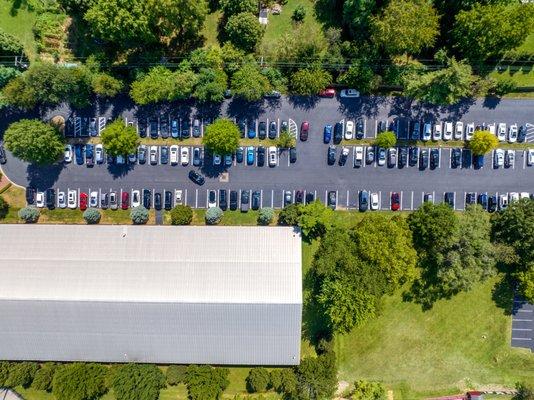 Our big parking lot can accommodate many cars - perfect for tournaments!