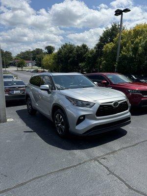 Toyota Highlander we bought