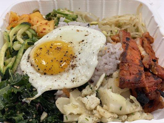 Spicy pork bibimbap