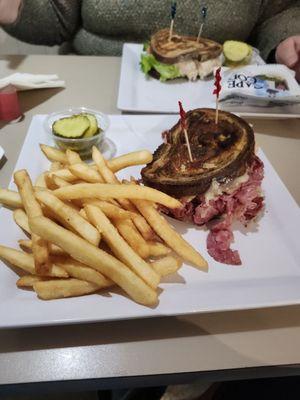 Rueben with fries, tuna on rye with chips.