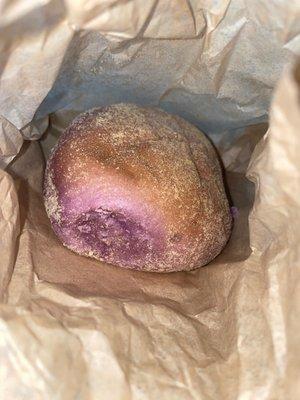 I've been craving ube cheese pan de sal. I'm so excited !!!!