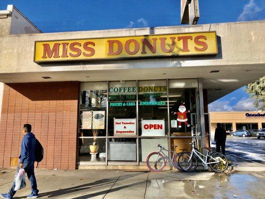 Sunday Funday donut day cicLAvia 2019