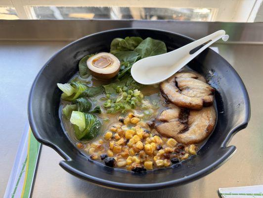 Chicken / Pork ramen with charchu