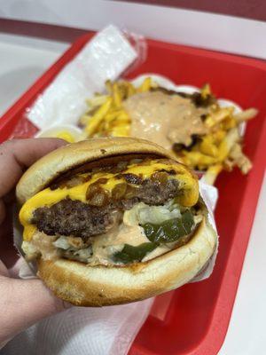 Animal style Cheeseburger no tomato