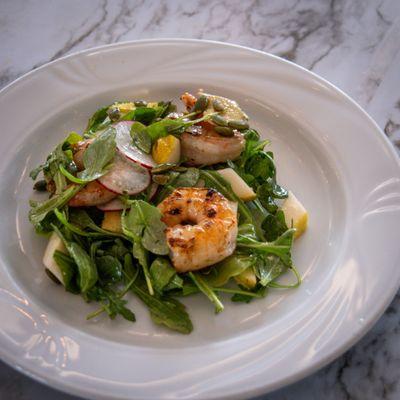 GRILLED SHRIMP, PEAR & AVOCADO
Baby arugula, red radish & toasted pumpkin seeds dressed with a Garam Masala vinaigrette