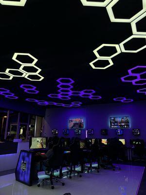 Cyber City Esports Center - Gardena