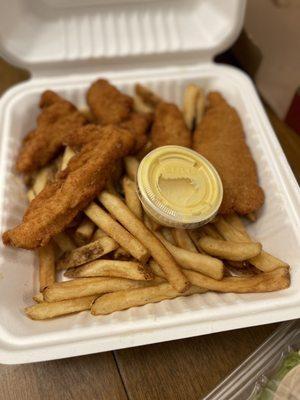 Chicken fingers w/French fries