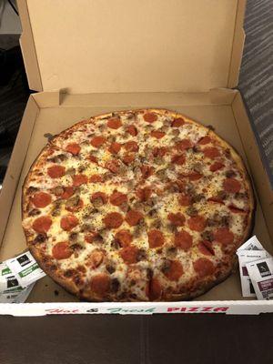 20" Pepperoni and Sausage pizza