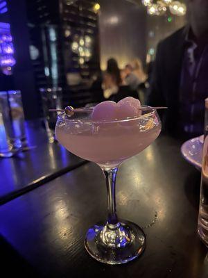 Lychee martini- very good