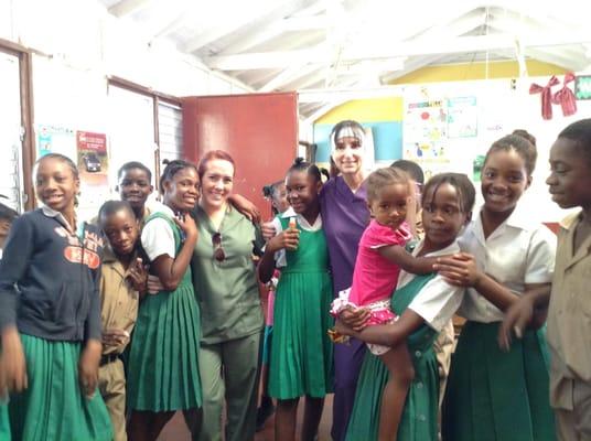 Dr. Shari and some members of the team returned to Jamaica to provide dental care to individuals who do not have access to care.