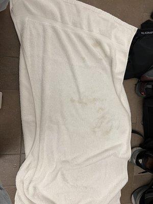 This was a "clean" towel that handed me. This wasn't the first time either.