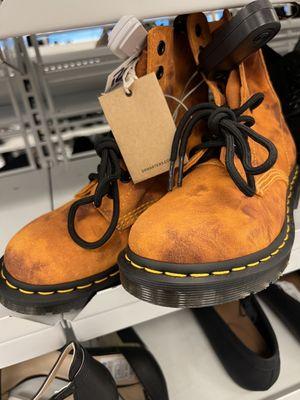 2023.10.10 Dr Martens