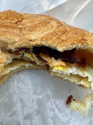 Inside the croissant, bacon, egg and cheese sandwich (4/5)