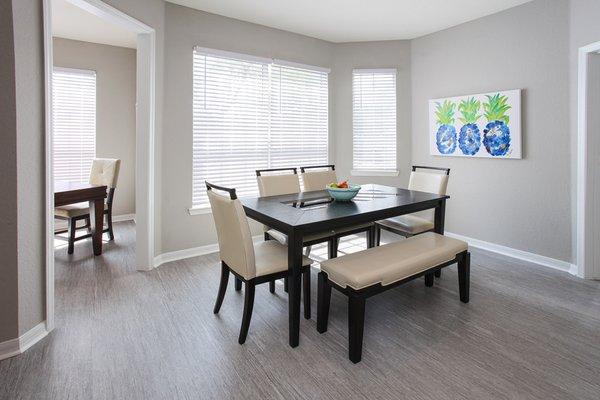 WestWood Reserve Dining Area