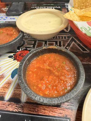 Salsa & queso!