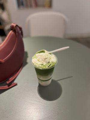 Iced matcha einspänner