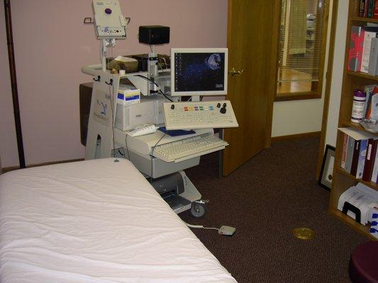 Patient  exam  room in Rockford office .