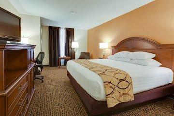 https://www.wyndhamhotels.com/wingate/fenton-missouri/wingate-st-louis-fenton-rt-66/overview